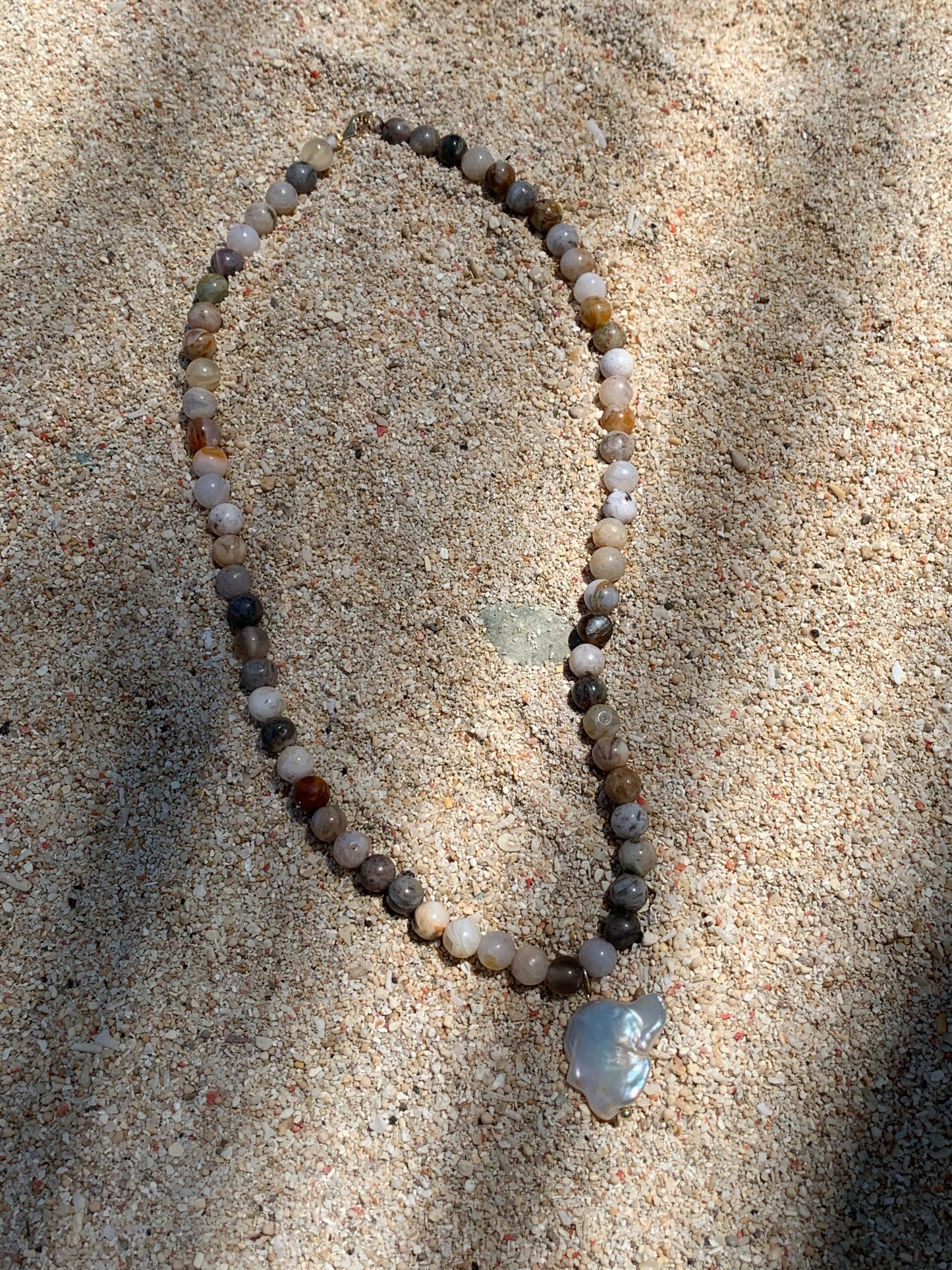 Beaded Agate and Pearl Choker